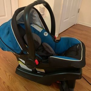 Snugride Click Connect 35 Infant Car Seat